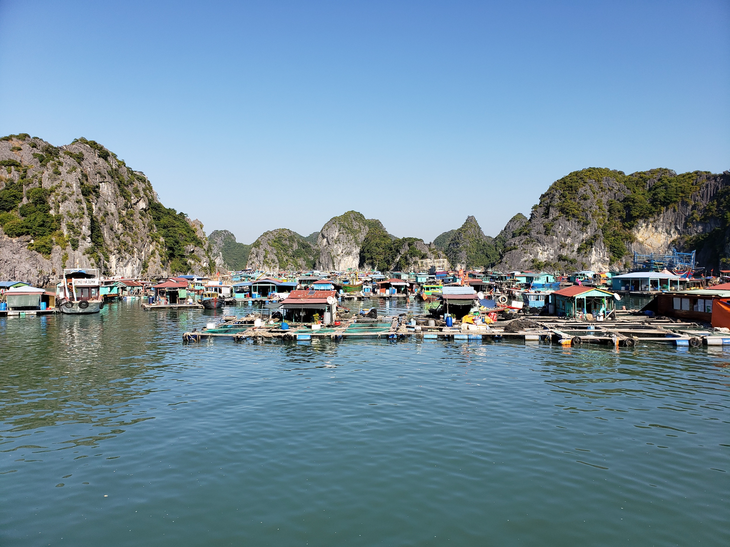 Vietnam Writing Spots: Cat Ba