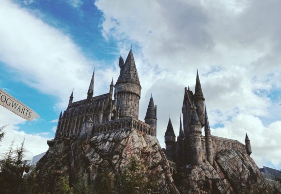 30+ Magical Harry Potter Themed Places ALL over the World!